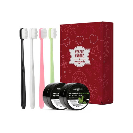 Vianočný darčekový set zubných kefiek a dvoch aktívnych uhlí na bielenie zubov